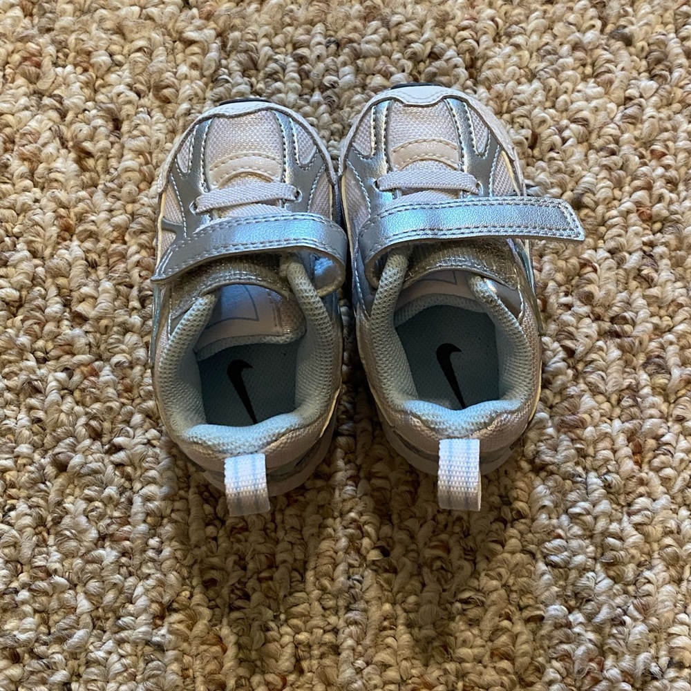 Nike Baby Sneakers - Picture 2 of 4